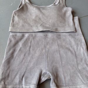 Forever 21 grey ribbed 2 pc set